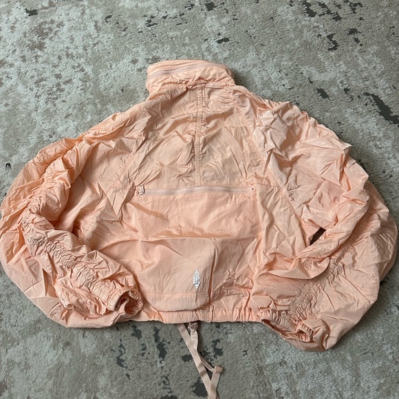 Free People Movement Unlined Windbreaker Size XS - Peach - Picture 5 of 5